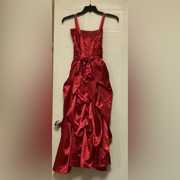 Red Formal Maxi Dress - Picture 2 of 7